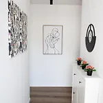 Дом отдыха Teuta House *