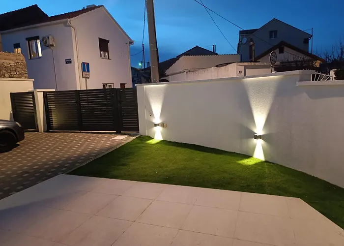 Hébergement de vacances Teuta House *