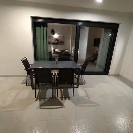 Teuta House *