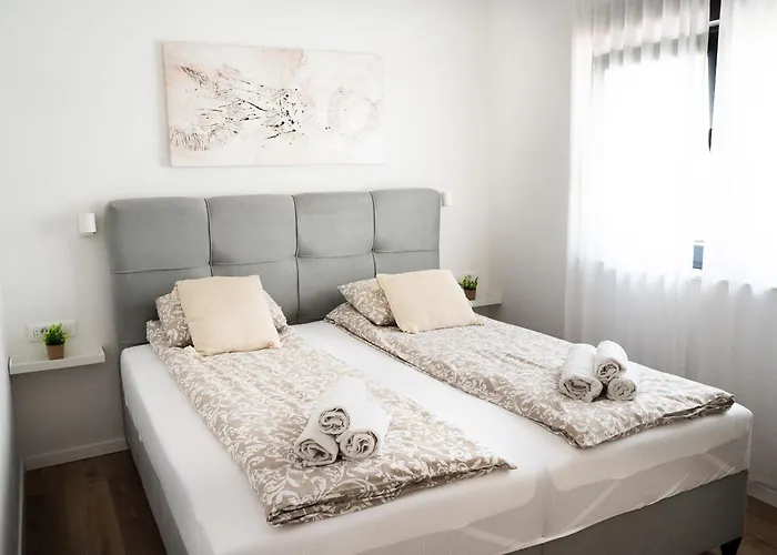 Teuta House بيت للعطل