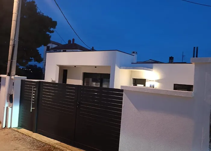 Teuta House * Zara